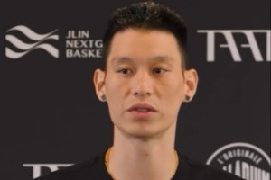 kaiyun-林书豪：生涯前7年一直纠结投篮姿势不完美 后来意识到没必要