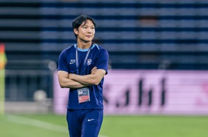 kaiyun-媒体人：邓卓翔遭遇教练生涯的新手墙，俱乐部应给予他更多耐心