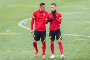 开云娱乐-吴曦：承担队长职责团结球队 做好40强赛困难准备